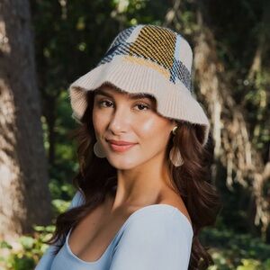 Beige Plaid Sweater Beanie Bucket Hat